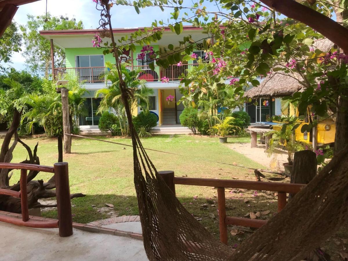 Chill Out Village Ao Nam Mao Buitenkant foto
