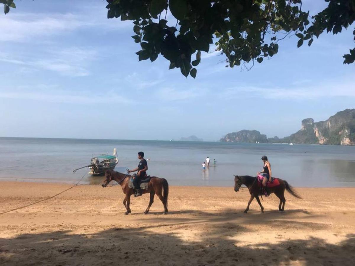 Chill Out Village Ao Nam Mao Buitenkant foto